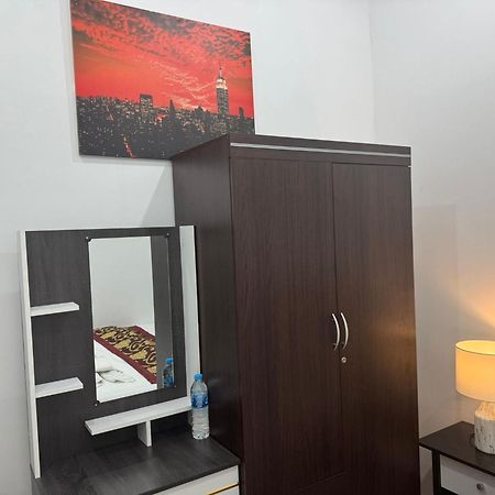 Heaven House Restro & Bar Hotell Patong Exteriör bild